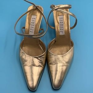 BARNEYS NEWYORK SHOES